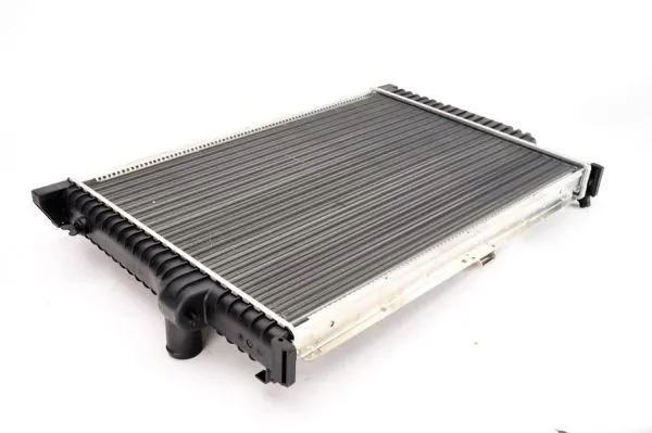 Купити D7B015TT Thermotec Радіатор двигуна