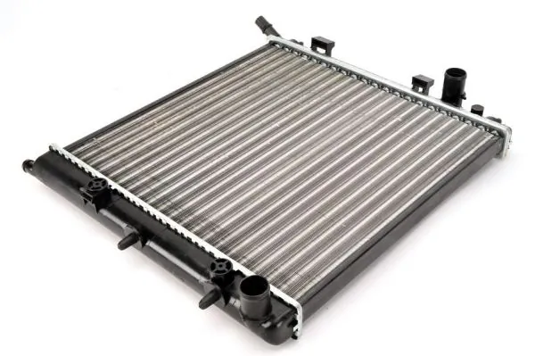 D7P020TT Thermotec Радіатор охолодження двигуна
