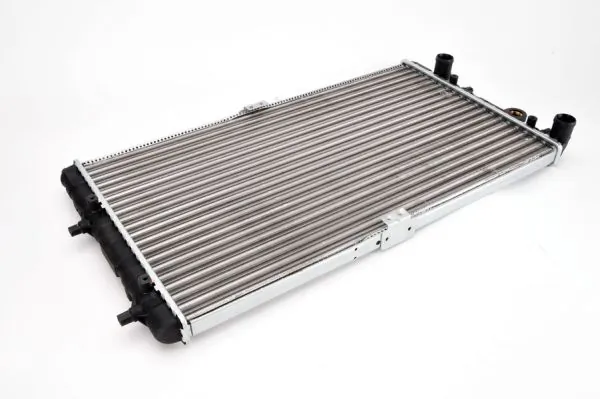 Купити 671608A1 Polcar Радіатор двигуна