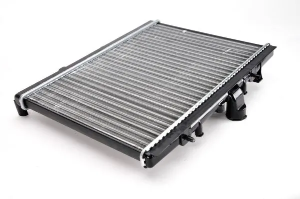 D7P045TT Thermotec Радіатор охолодження двигуна