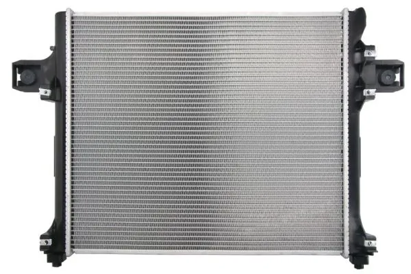D7Y015TT Thermotec Радіатор охолодження двигуна