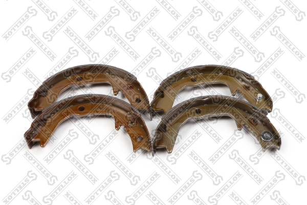 Купити MR129854 Chrysler Колодки гальмові задні, барабанні