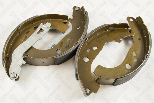 Купити 95515316 General Motors Колодки гальмові задні, барабанні