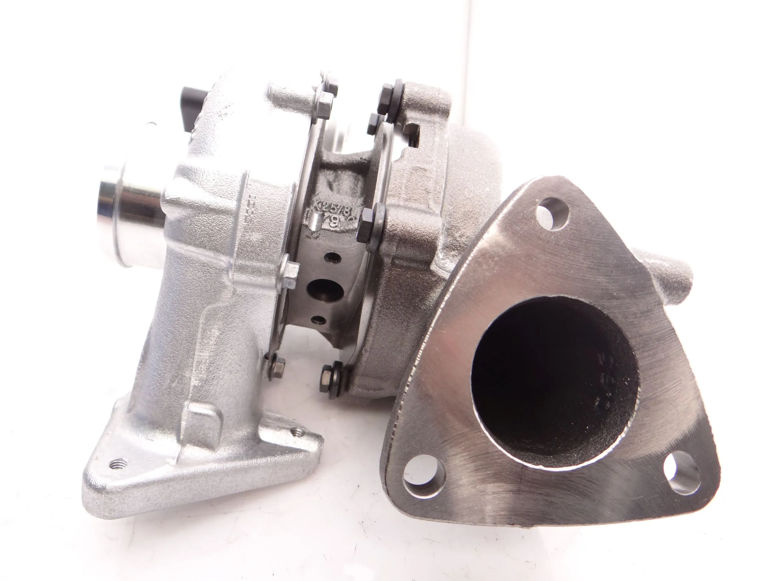 Турбіна JB3Q6K682AB Ford