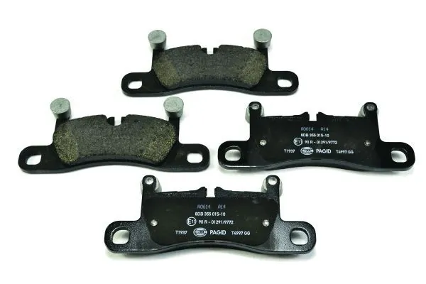 Задні дискові колодки HELLA 8DB355015101