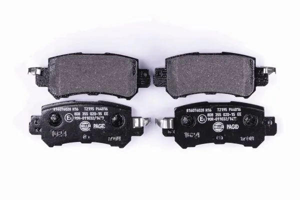 Задні гальмівні колодки 8DB355020151 HELLA