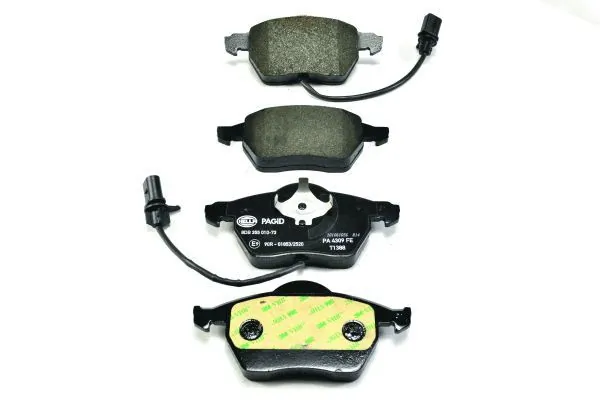 Тормозні колодки HELLA 8DB355010731