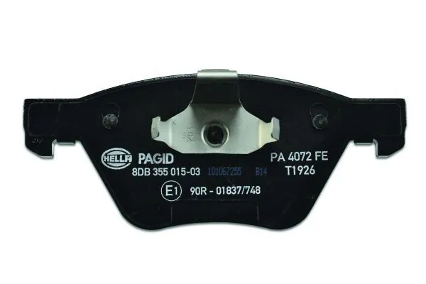 Передні тормозні колодки 8DB355015031 HELLA