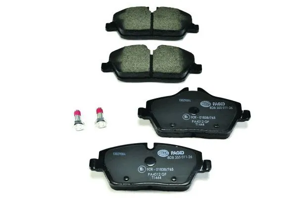 Передні тормозні колодки 8DB355011261 HELLA
