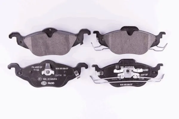 Гальмівні колодки HELLA 8DB355008571 ціна, від 23.11 USD