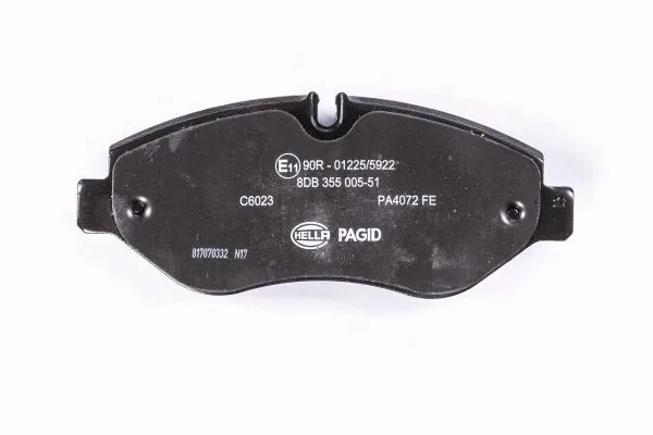 Купити 8DB355005511 HELLA Колодки гальмівні передні, дискові