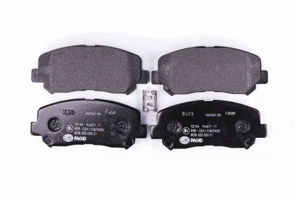 Купити 8DB355020511 HELLA Колодки гальмівні передні, дискові