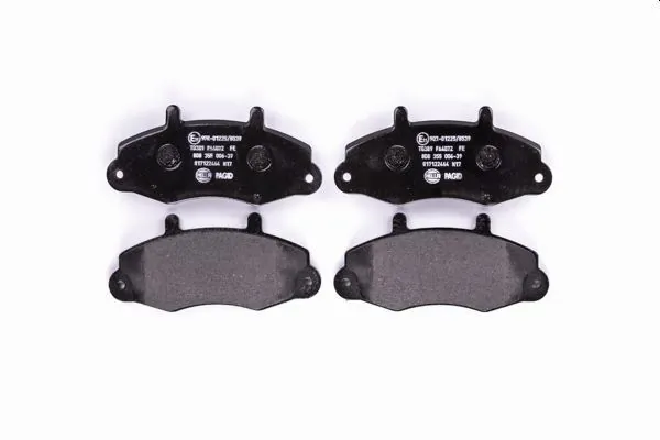 Передні тормозні колодки 8DB355006391 HELLA