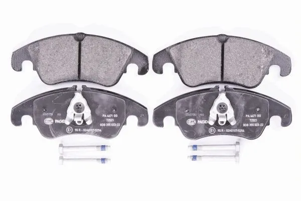 Передні тормозні колодки 8DB355023221 HELLA