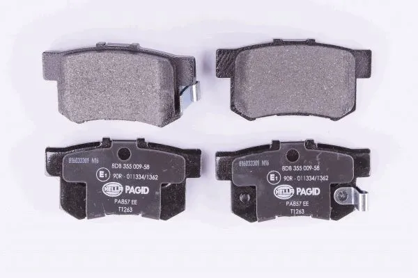8DB355009581 HELLA Колодки гальмівні задні, дискові