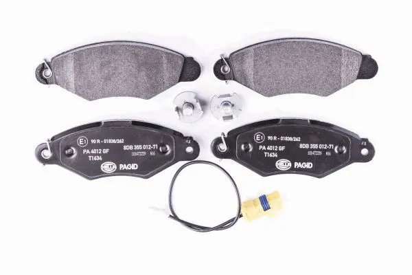 Тормозні колодки HELLA 8DB355012711
