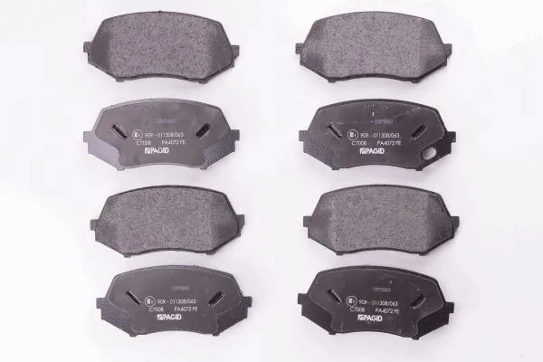 MK529908 Mitsubishi Передні гальмівні колодки