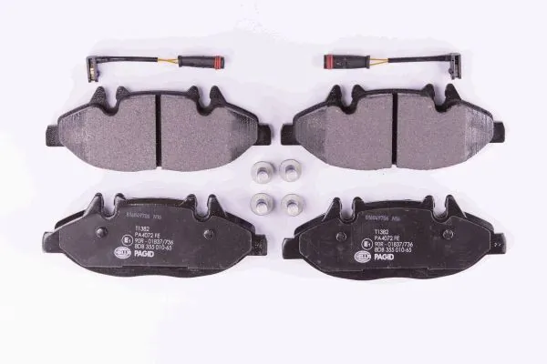 Тормозні колодки HELLA 8DB355010651