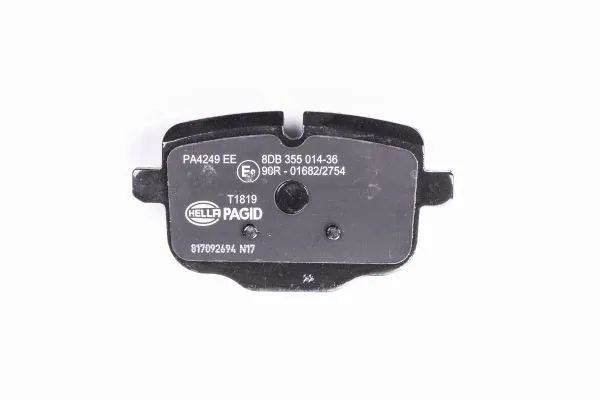 Задні гальмівні колодки 8DB355014361 HELLA