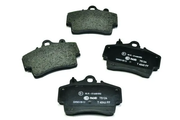 Передні тормозні колодки 8DB355018471 HELLA
