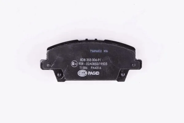 Купити 8DB355006911 HELLA Колодки гальмівні передні, дискові