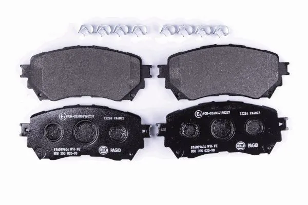 Передні тормозні колодки 8DB355020901 HELLA