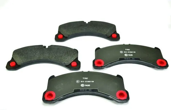 Тормозні колодки HELLA 8DB355015131