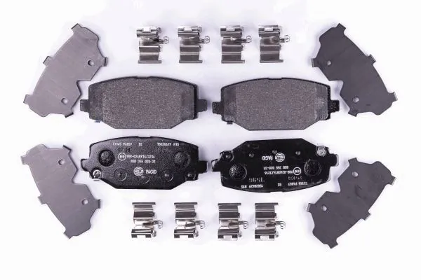 Задні дискові колодки HELLA 8DB355020311