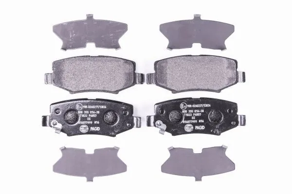 Задні гальмівні колодки 8DB355014381 HELLA