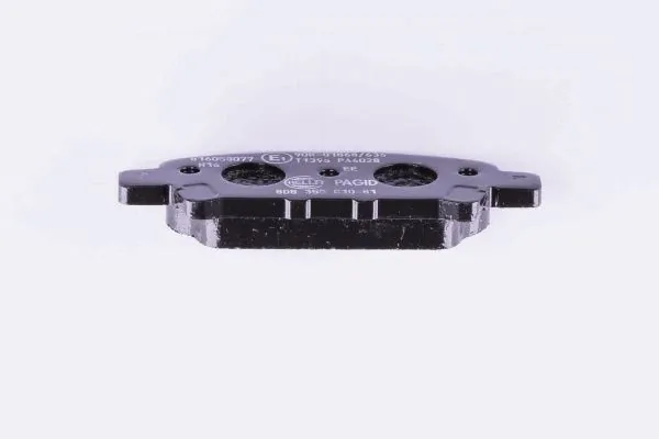 Задні дискові колодки HELLA 8DB355010811