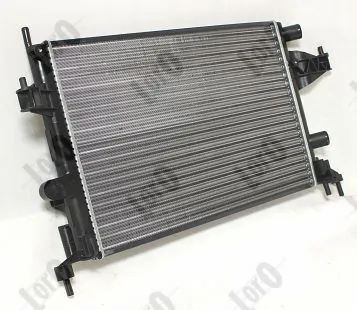 95513834 General Motors Радіатор охолодження двигуна