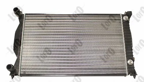 Радіатор охолодження двигуна на Audi A4 B6 8E2