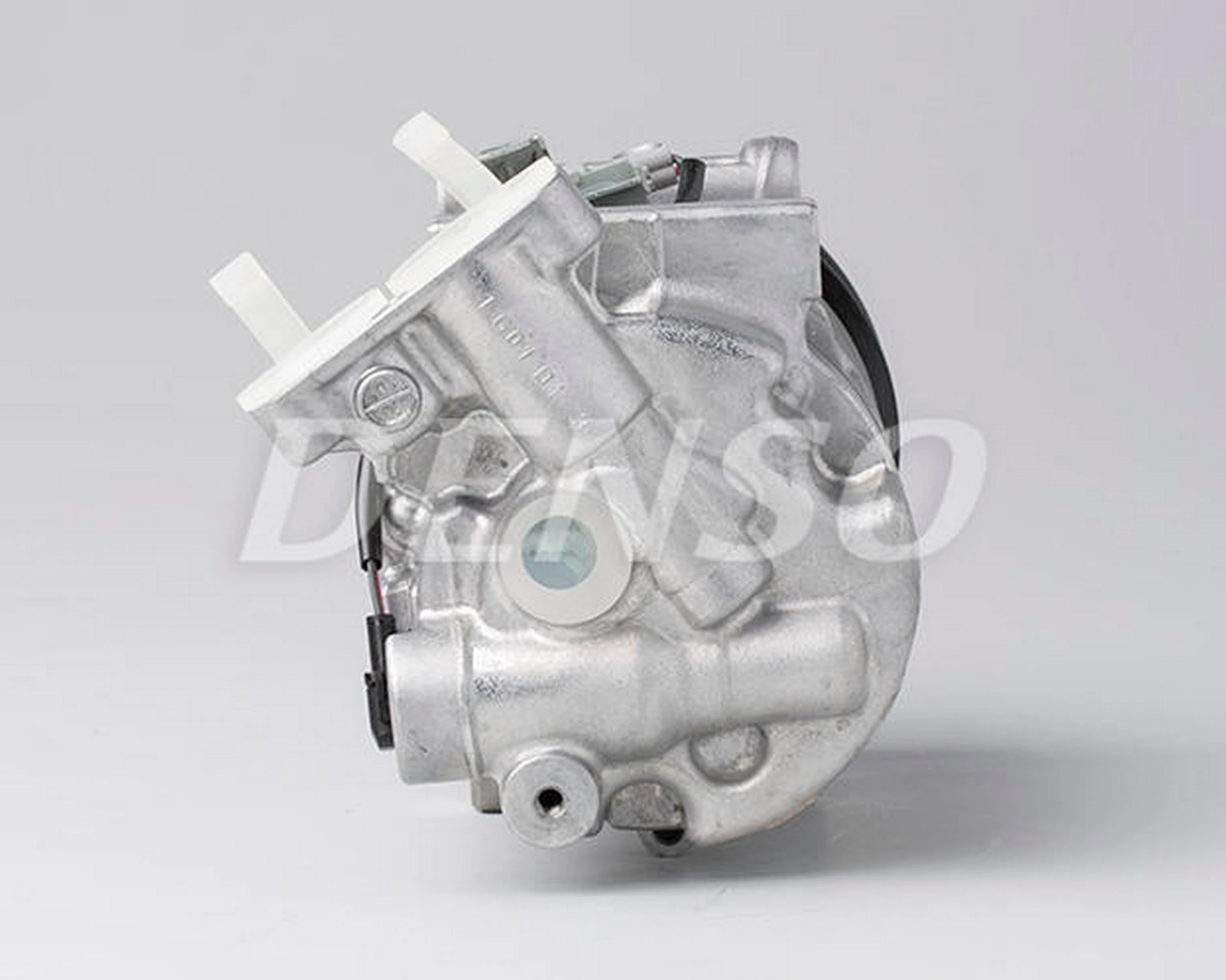 Компресор системи кондиціювання Denso DCP23031 ціна, від 400.57 USD
