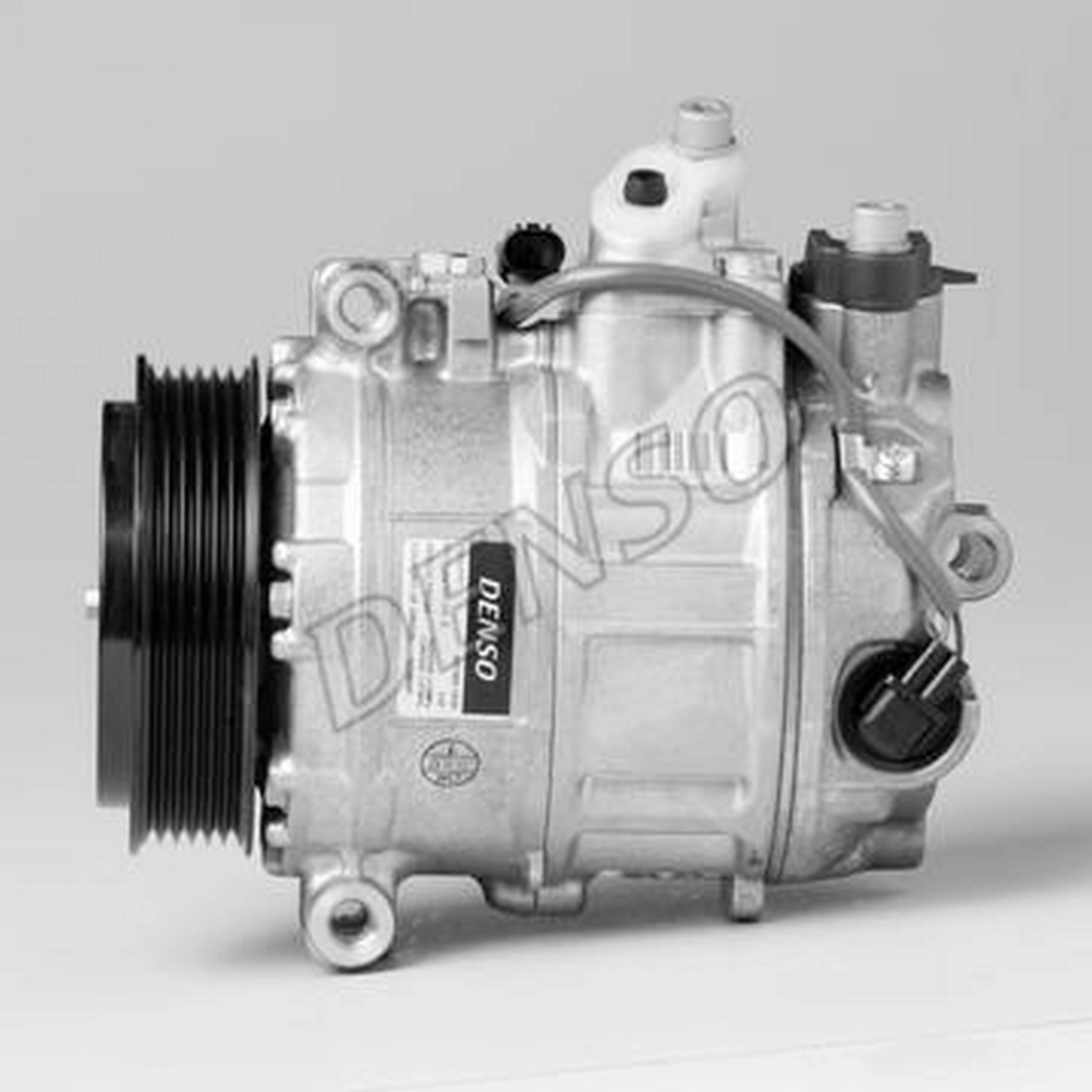 DCP17135 Denso Компресор холодоагенту