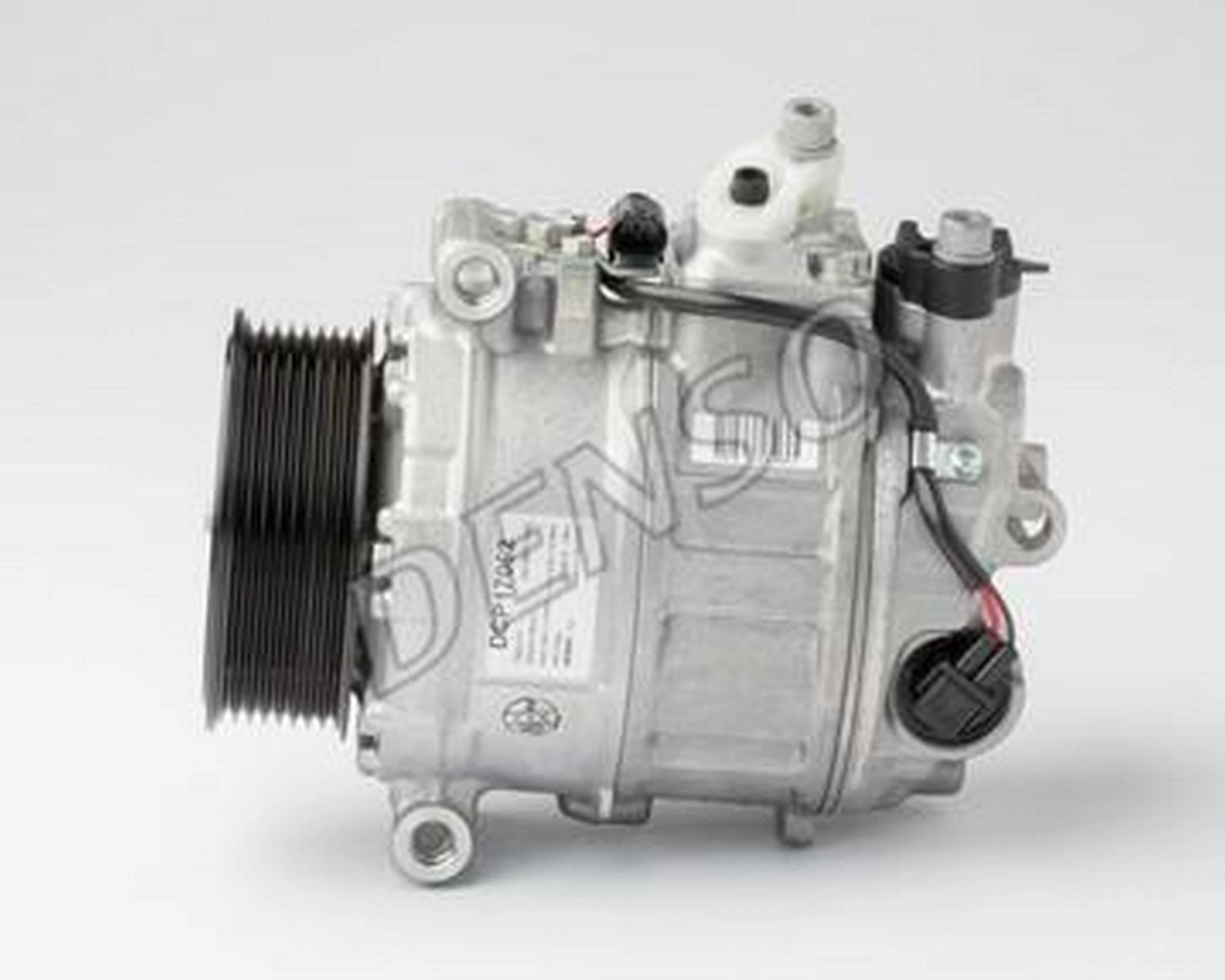 DCP17062 Denso Компресор холодоагенту