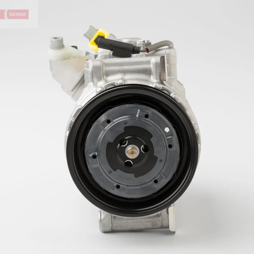 Компресор системи кондиціювання Denso DCP05032 ціна, від 295.29 USD