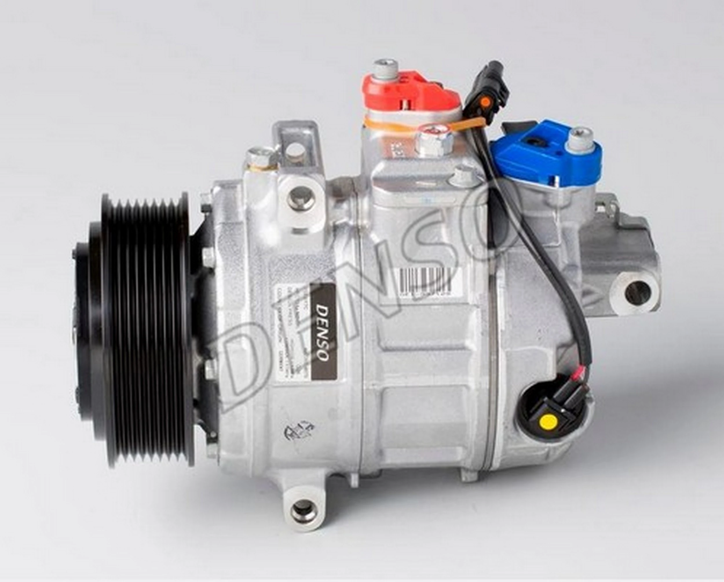 Компресор системи кондиціювання Denso DCP05090 ціна, від 320.45 USD