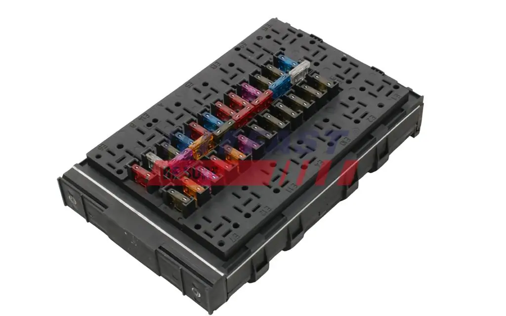 Коробка запобіжників Fast FT82201 ціна, від 93.13 USD