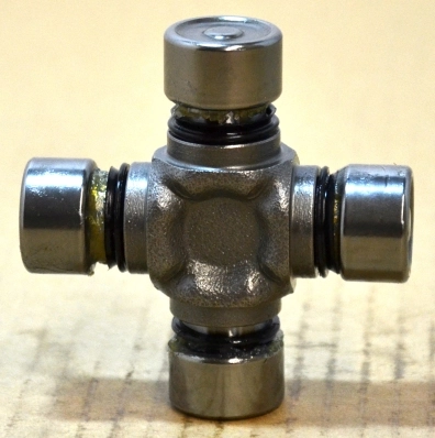 Хрестовина карданного валу Formpart/Otoform 1563026S ціна, від 9.98 USD