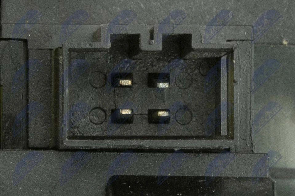 Замок кришки багажника NTY EZCVW310