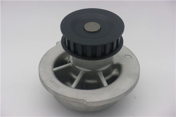 Купити 1334070 Ford Насос охолоджуючої рідини