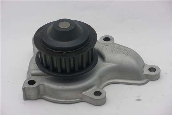 Водяний насос Mazda 1N0115010