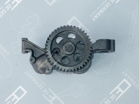 A5421800101 Mercedes Масляний насос двигуна