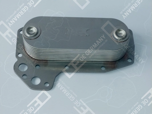 Масляний радіатор охолодження рідини АКПП Mercedes A0001802765
