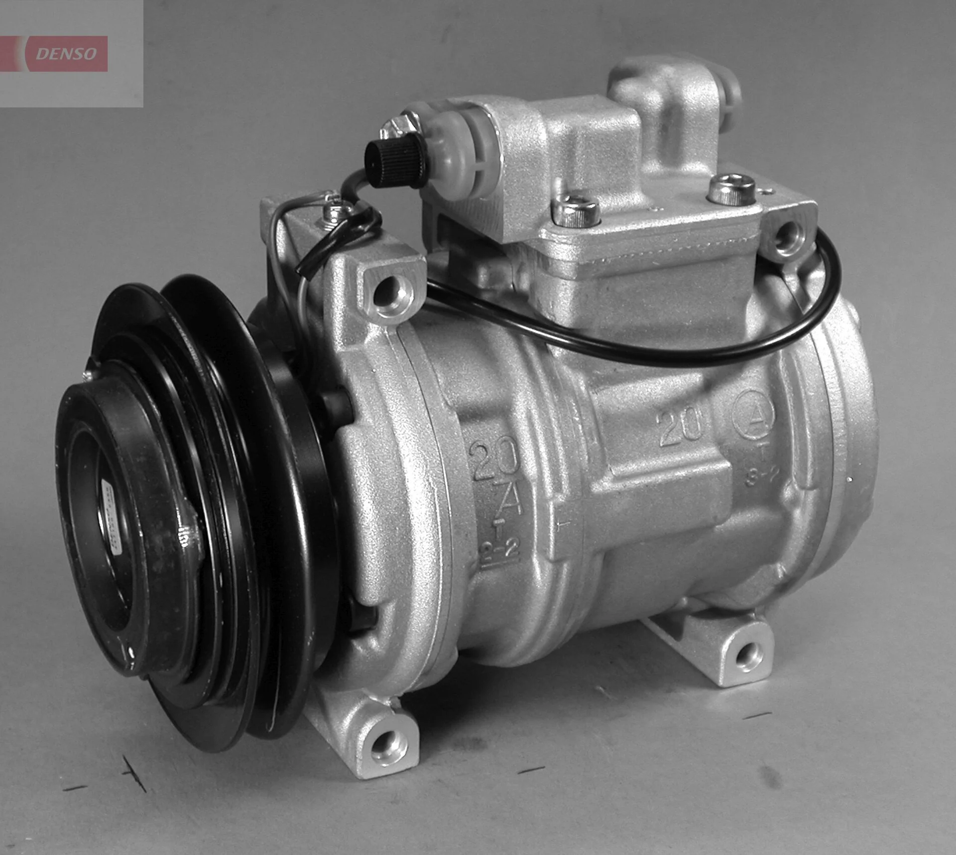DCP28006 Denso Компресор холодоагенту