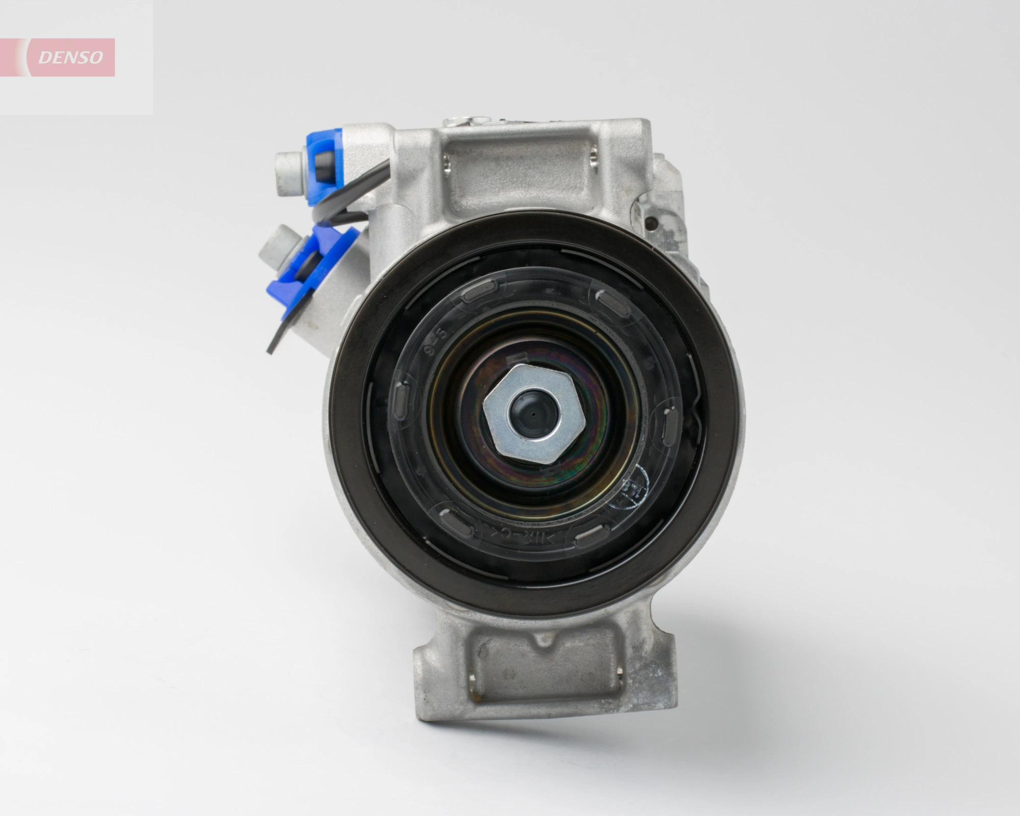Компресор системи кондиціювання Denso DCP32071 ціна, від 468.14 USD