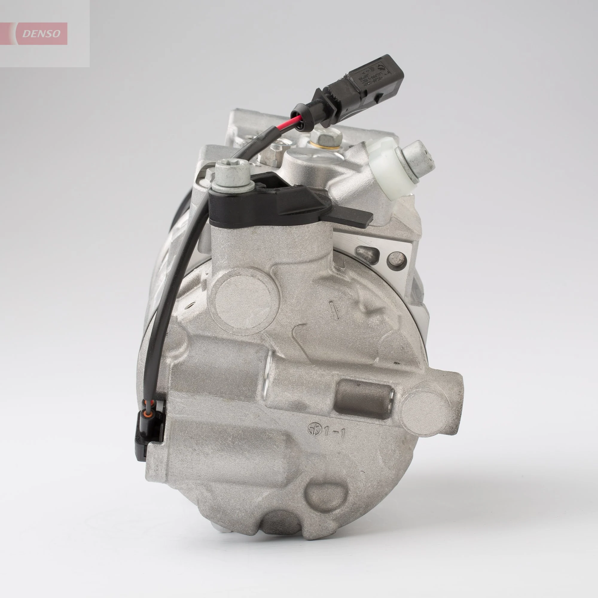 DCP32066 Denso Компресор холодоагенту
