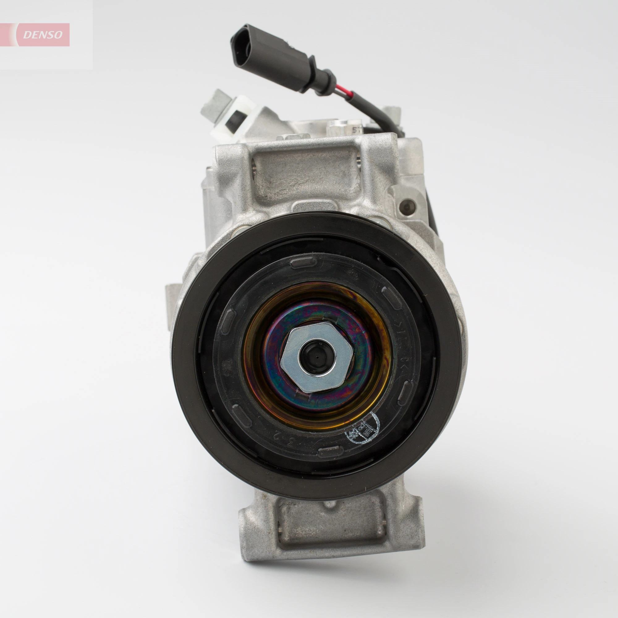 Компресор системи кондиціювання Denso DCP32066 ціна, від 436.36 USD