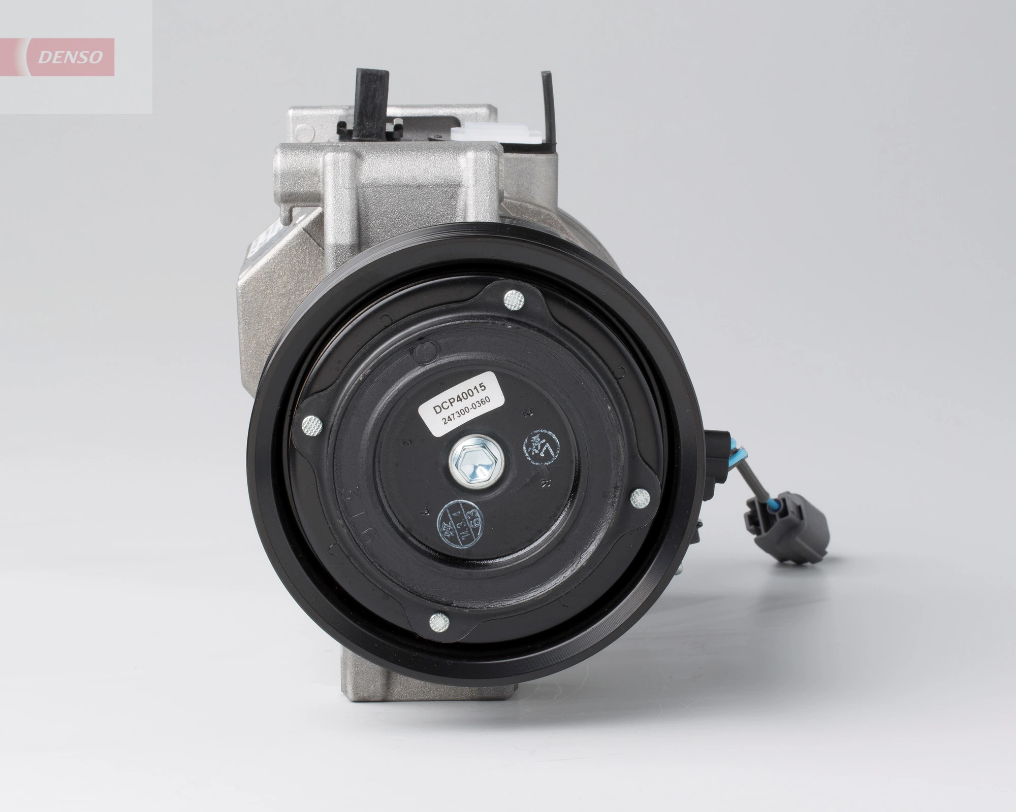 Компресор системи кондиціювання Denso DCP40015 ціна, від 253.22 USD