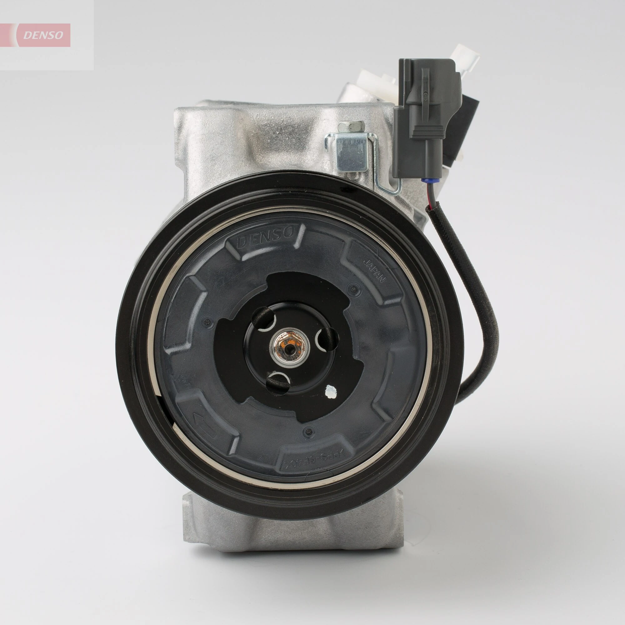 Компресор системи кондиціювання Denso DCP17054 ціна, від 357.09 USD
